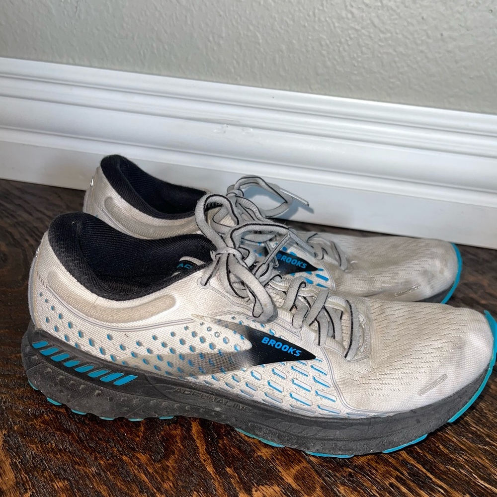 Men's Brooks Adrenaline Size 7